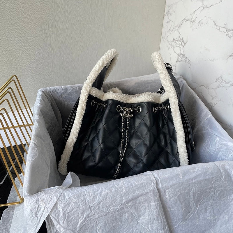 new-designer-premium-bags-nm9903