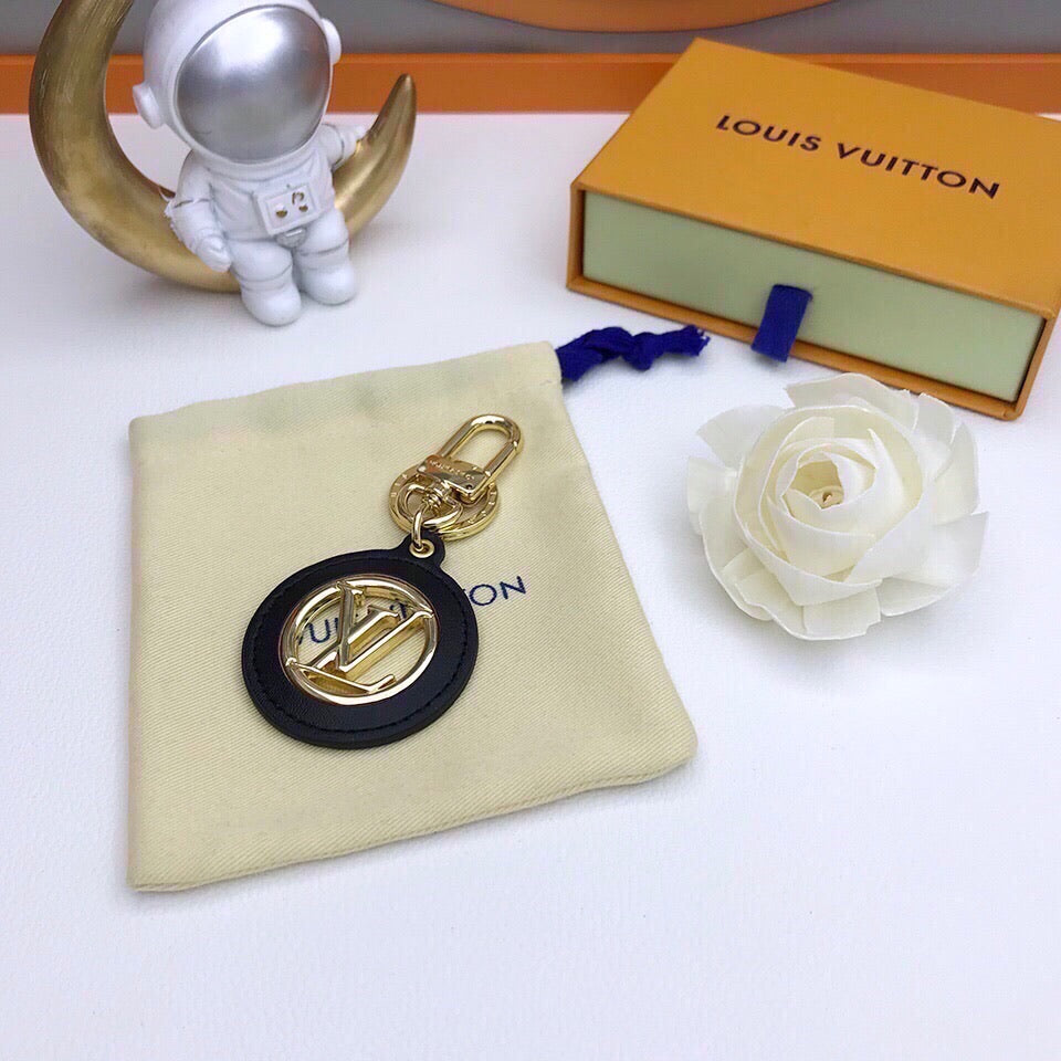 Anum Bags Keychains LUV 014