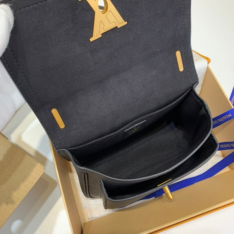 Anum Bags ln Luxury Bag --56033
