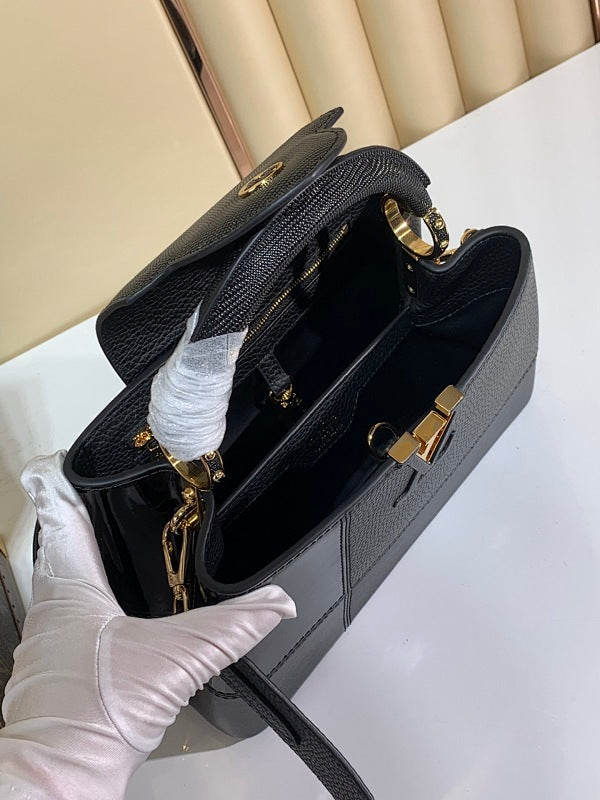 Anum Bags ln Luxury Bag --60641