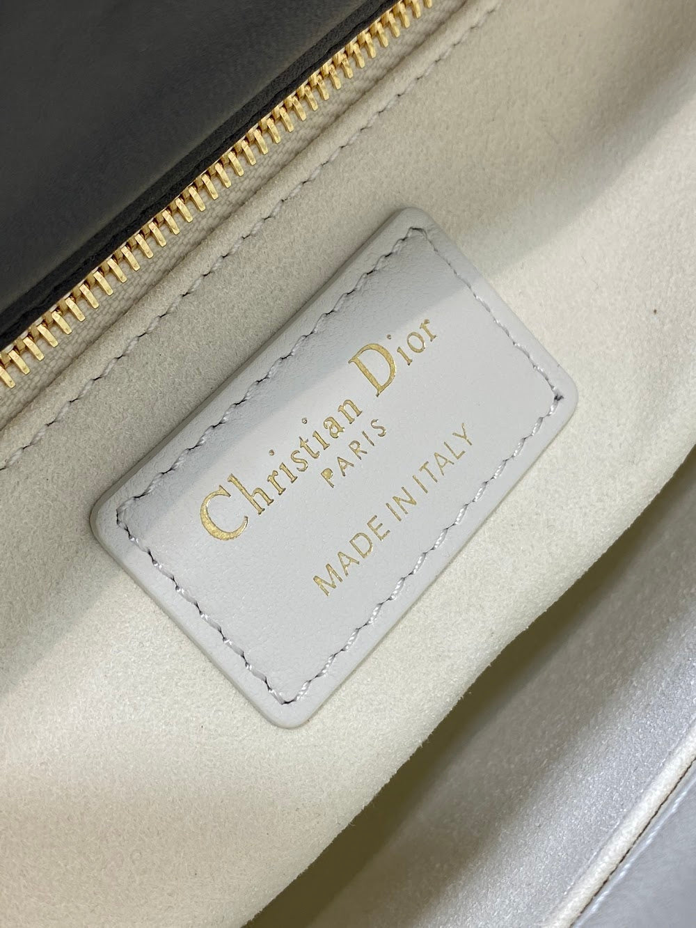 new-designer-premium-bags-nm16310