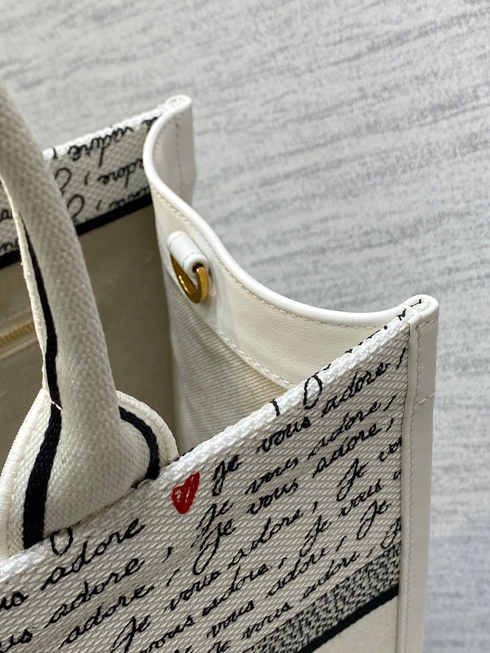 new-luxury-designer-bags-nm16082