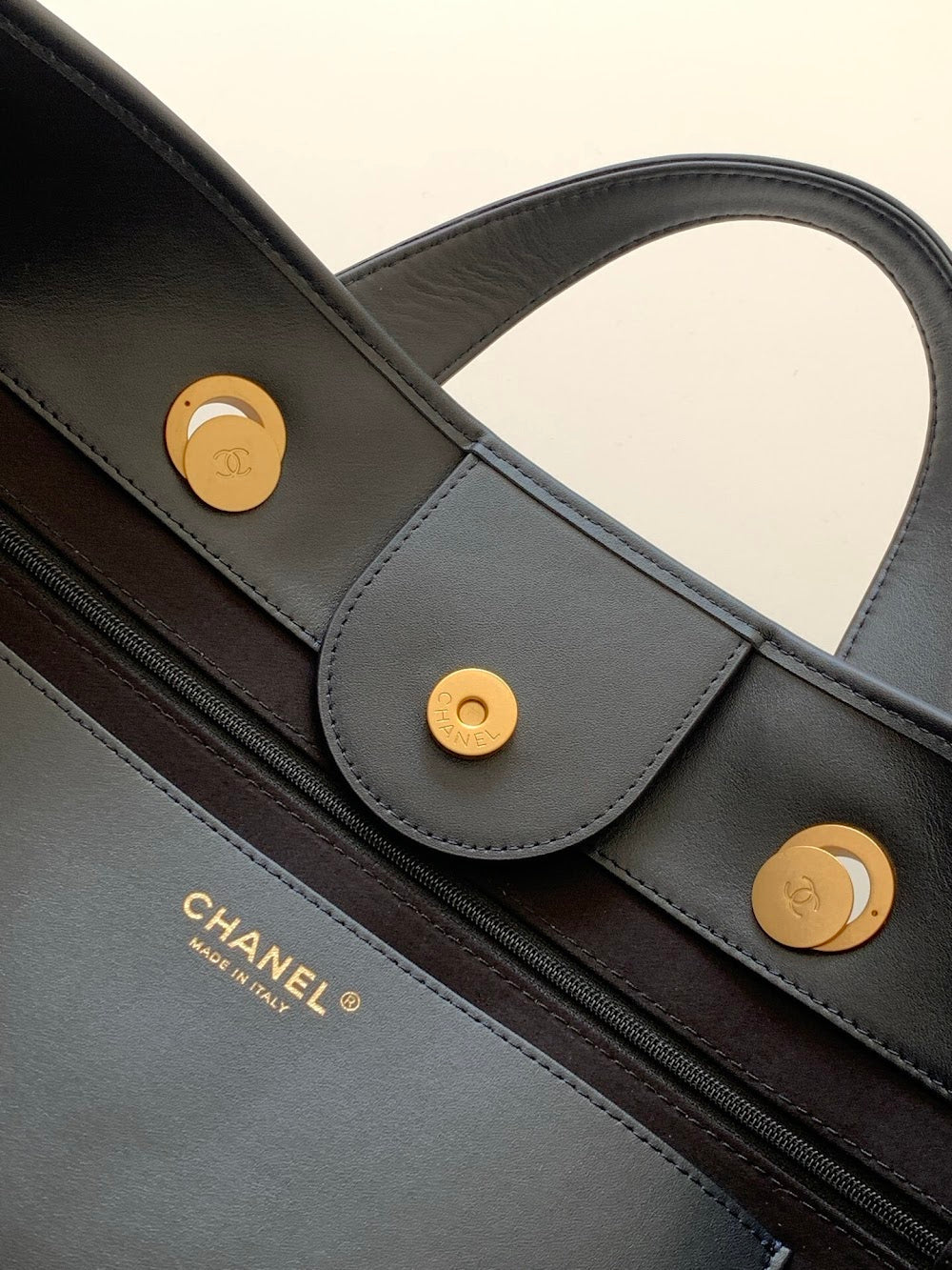 Anum Bags CHn Luxury Bag --112919