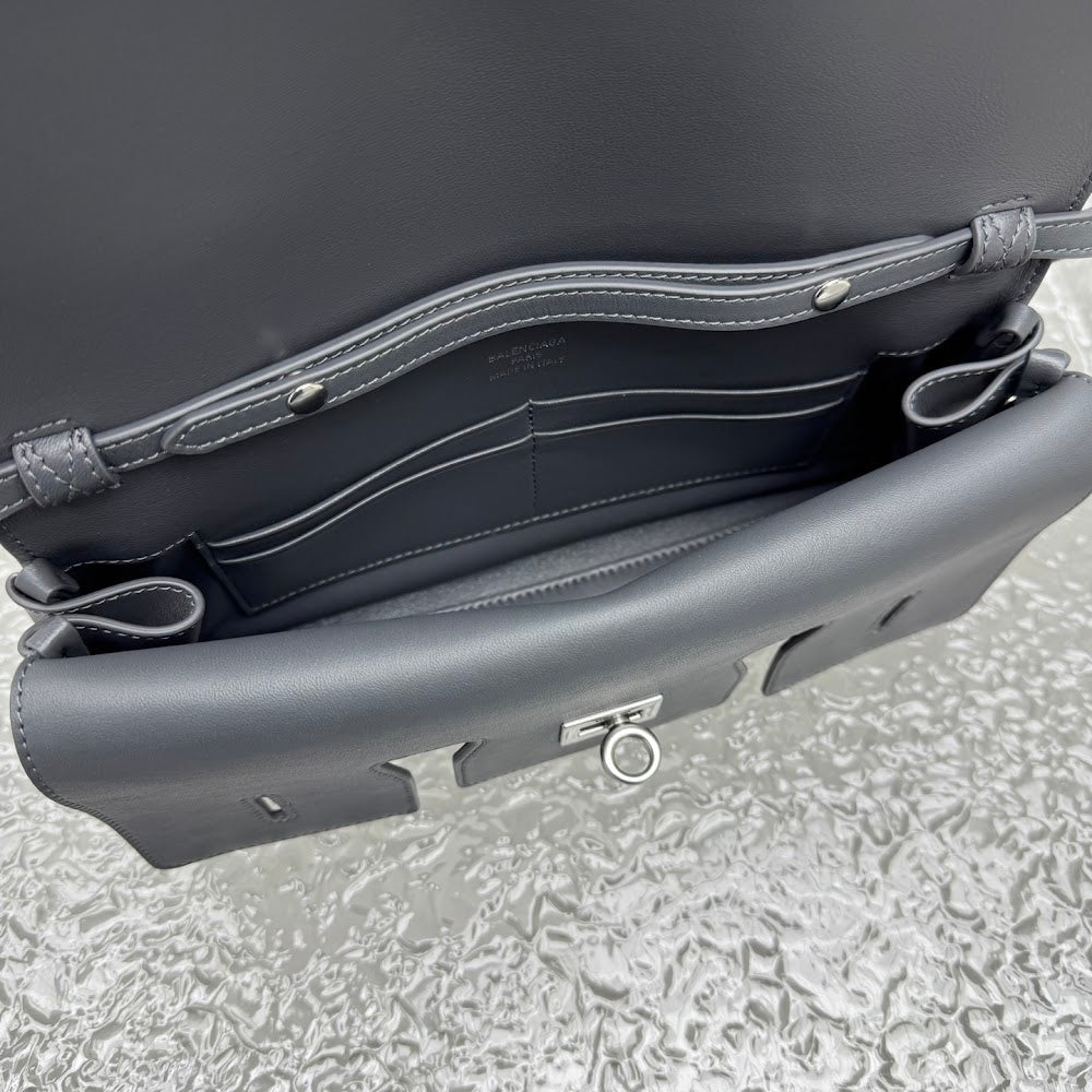 Ezyycart Bags Balenciaga Luxury Bag --110884