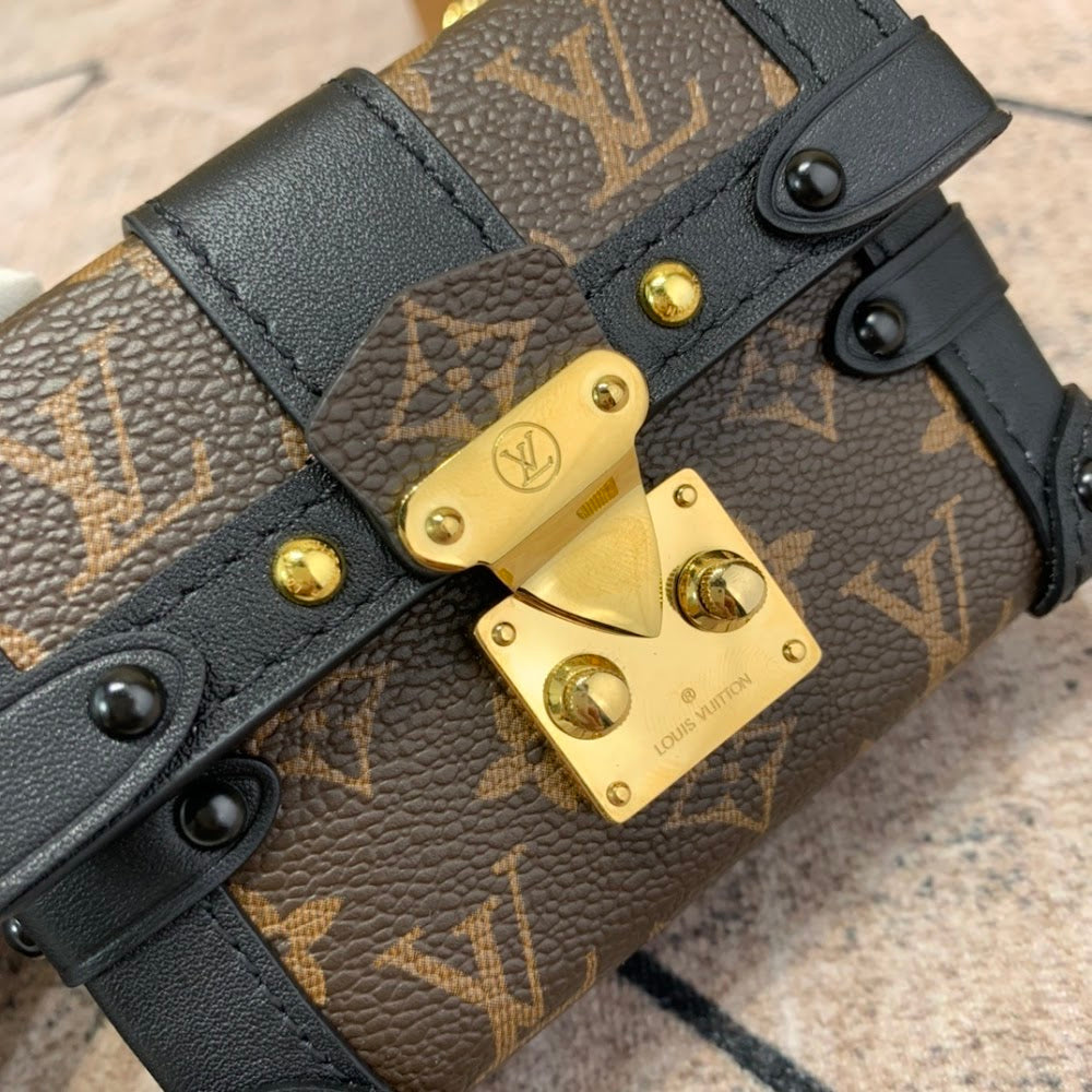 Anum Bags ln Luxury Bag --57721