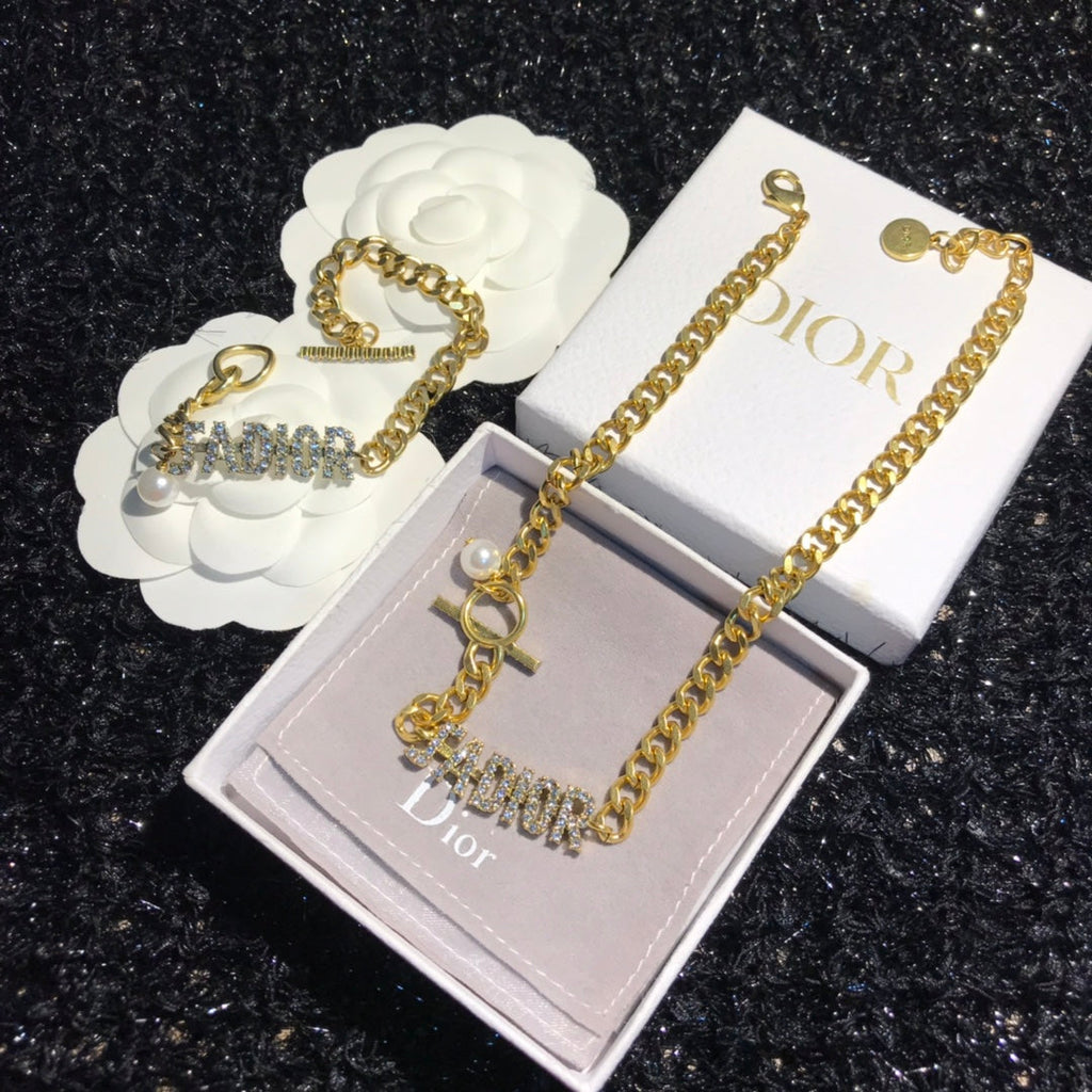 Anum Bags Necklace DIR012