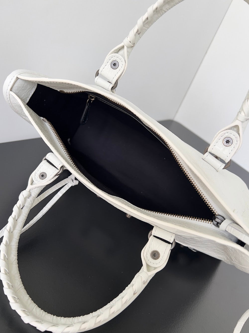 Ezyycart Bags Balenciaga Luxury Bag --110645