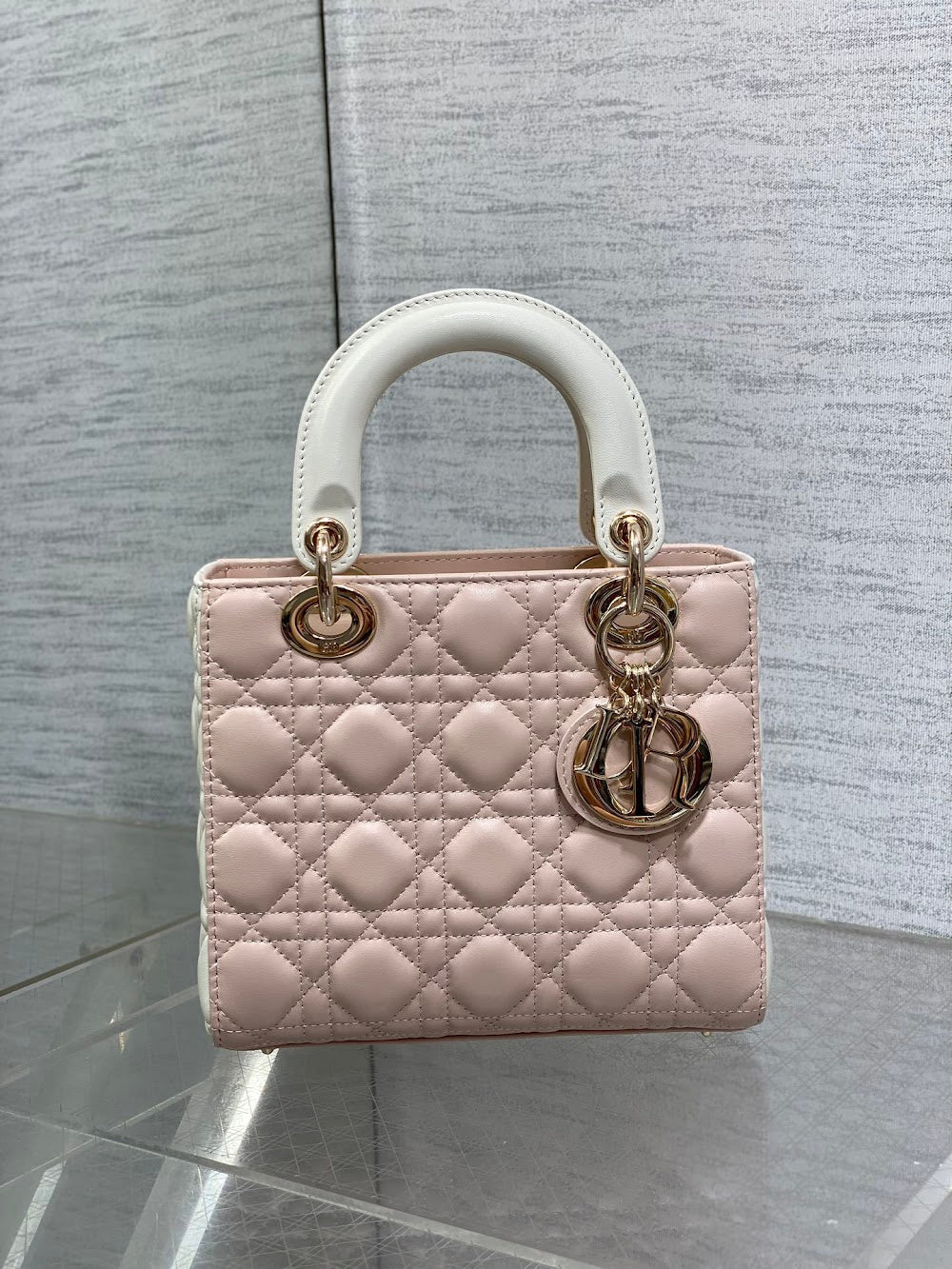 new-designer-premium-bags-nm16307