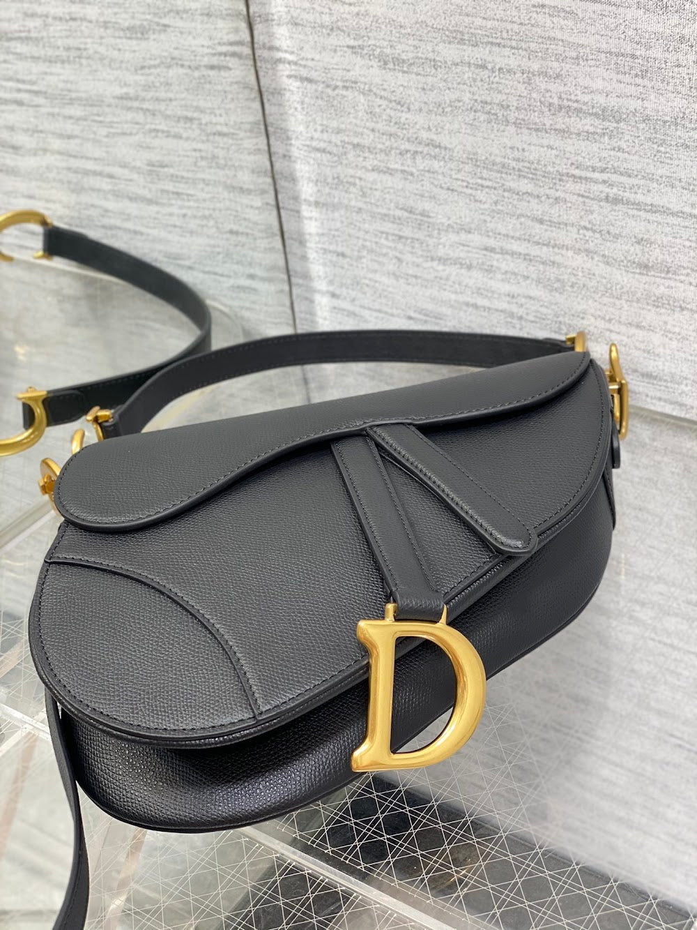 new-luxury-designer-bags-nm16174