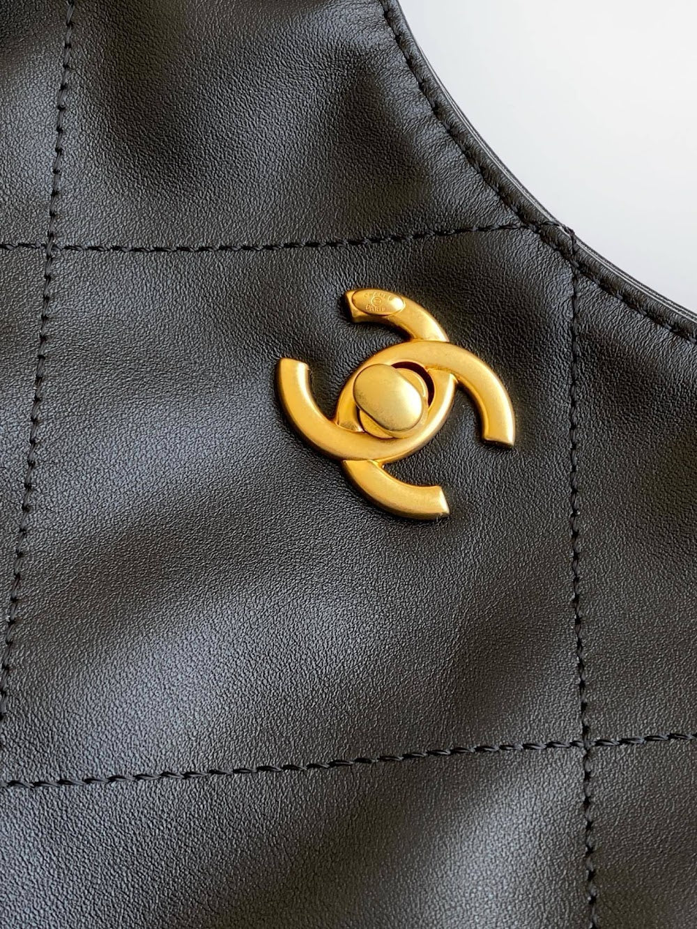 Anum Bags CHn Luxury Bag --114372
