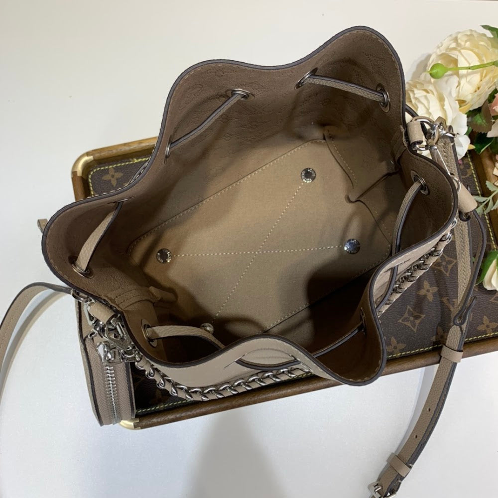 Anum Bags ln Luxury Bag --59596