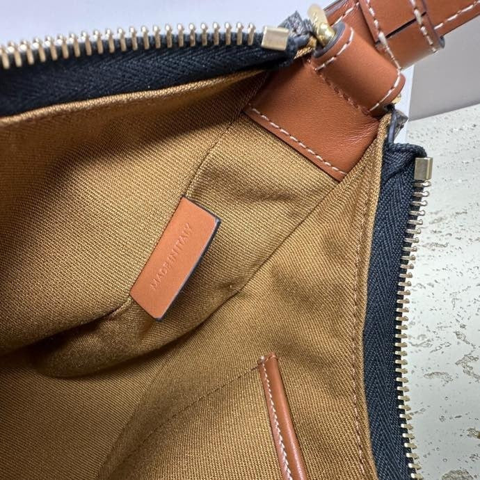 Ezyycart Bags Celine Luxury Bag --112484