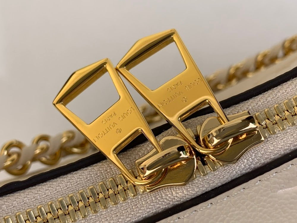 Anum Bags ln Luxury Bag --57263