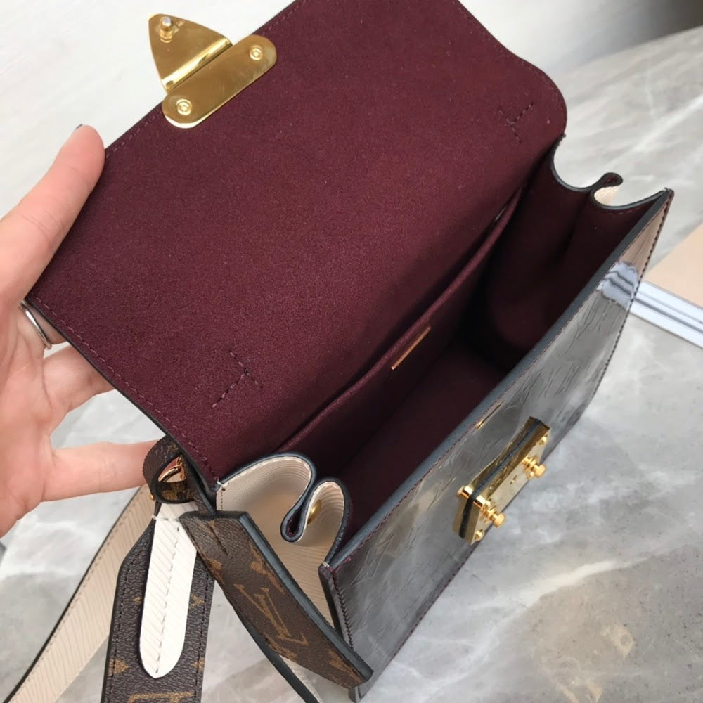 Anum Bags ln Luxury Bag --60054