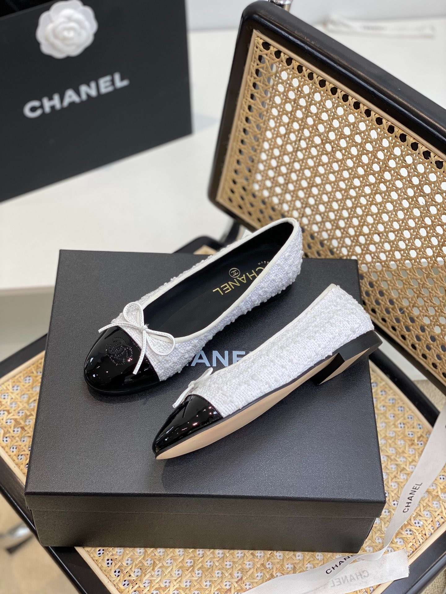 Anum Bags CHL FLATS WHITE BALLET