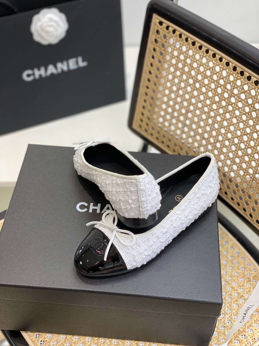 Anum Bags CHL FLATS WHITE BALLET
