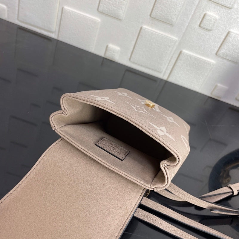 Anum Bags ln Luxury Bag --59984