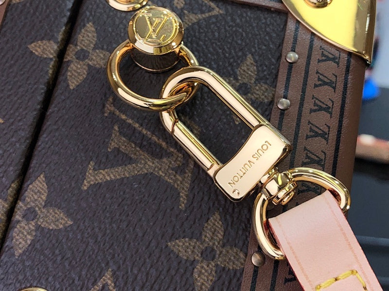 Anum Bags ln Luxury Bag --56358