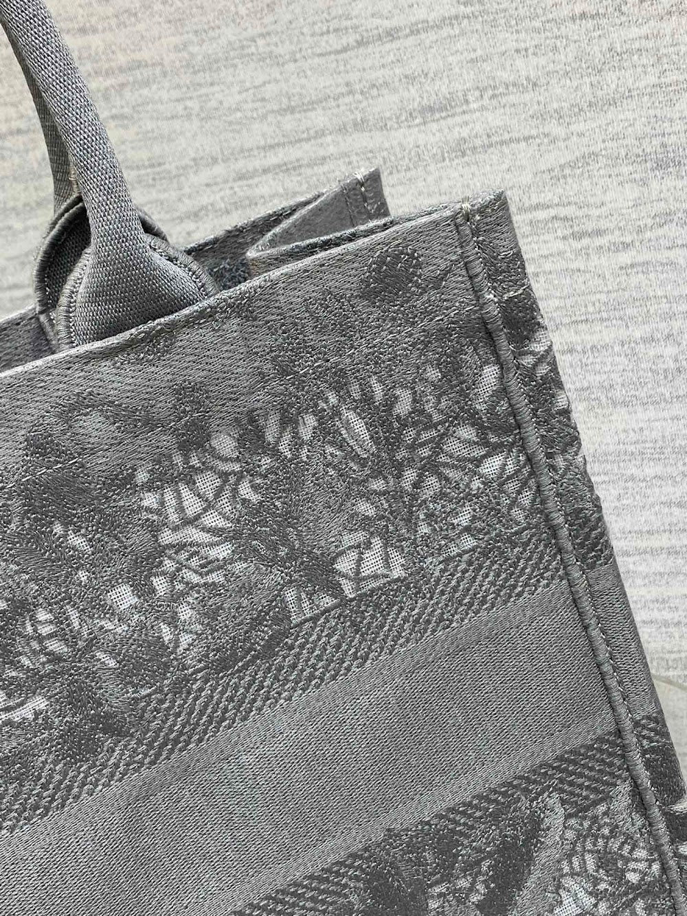 new-designer-premium-bags-nm16602