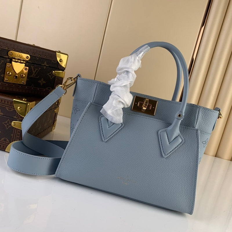 Anum Bags ln Luxury Bag --60811