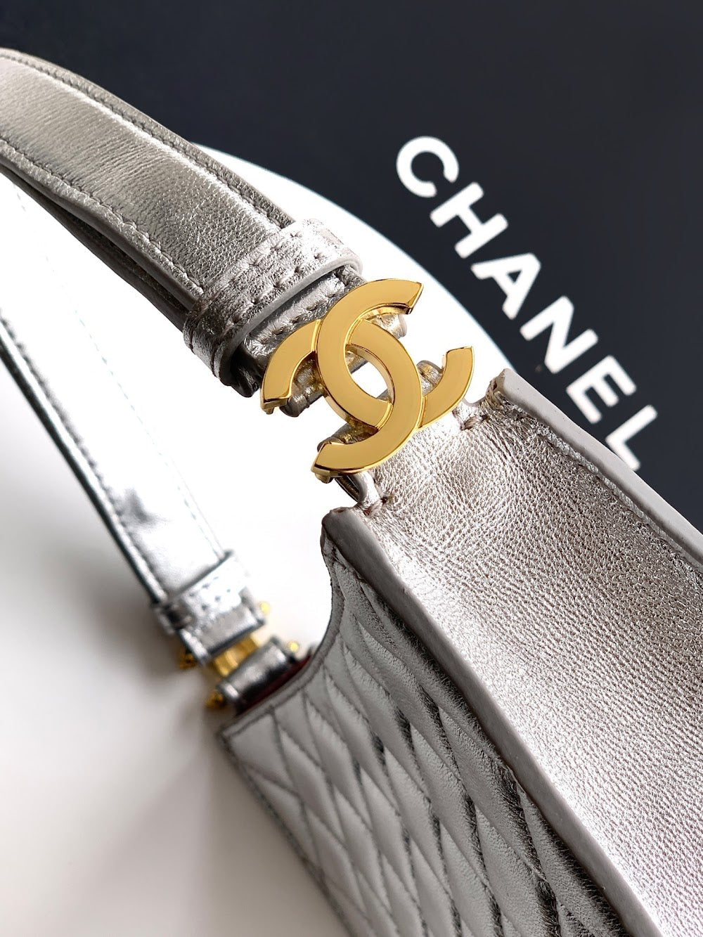 Anum Bags CHn Luxury Bag --112940