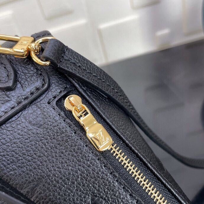 Anum Bags ln Luxury Bag --60006