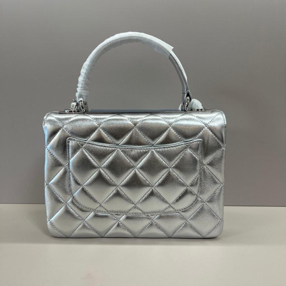 new-luxury-designer-bags-nm20261
