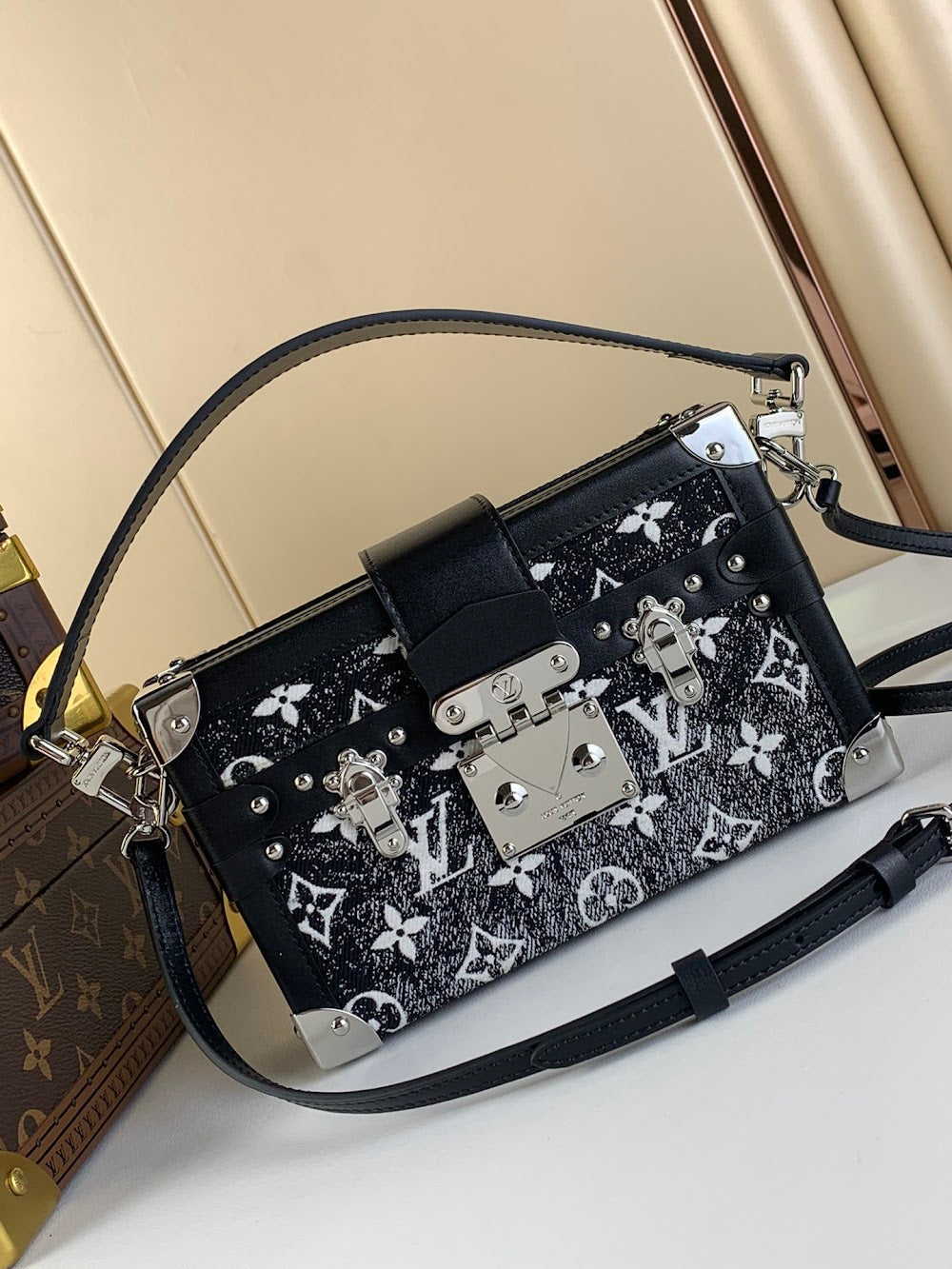 Anum Bags ln Luxury Bag --58193