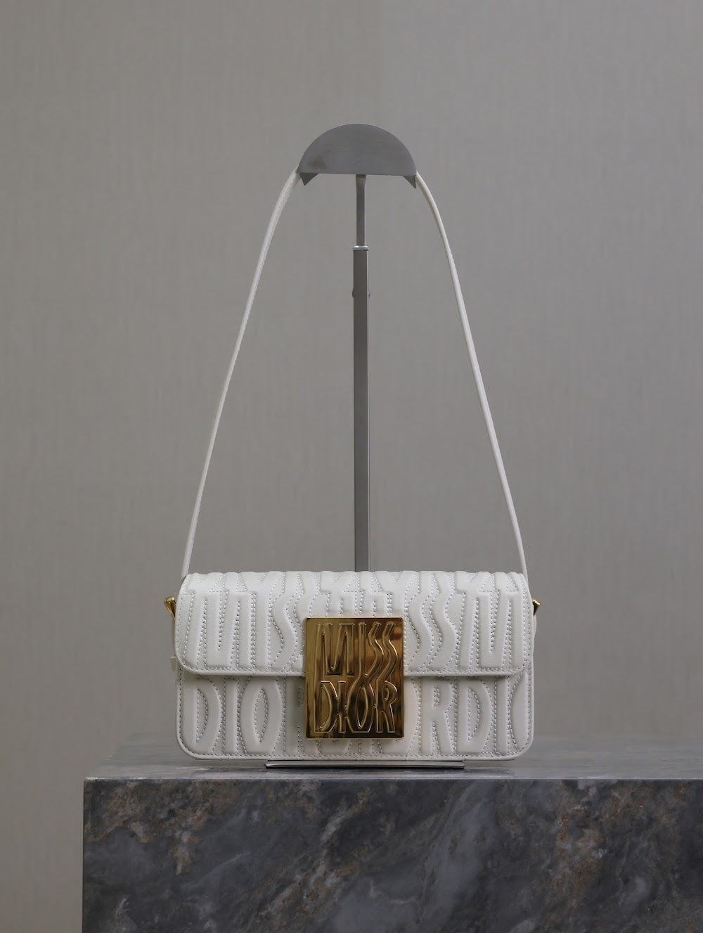 new-luxury-designer-bags-nm16130