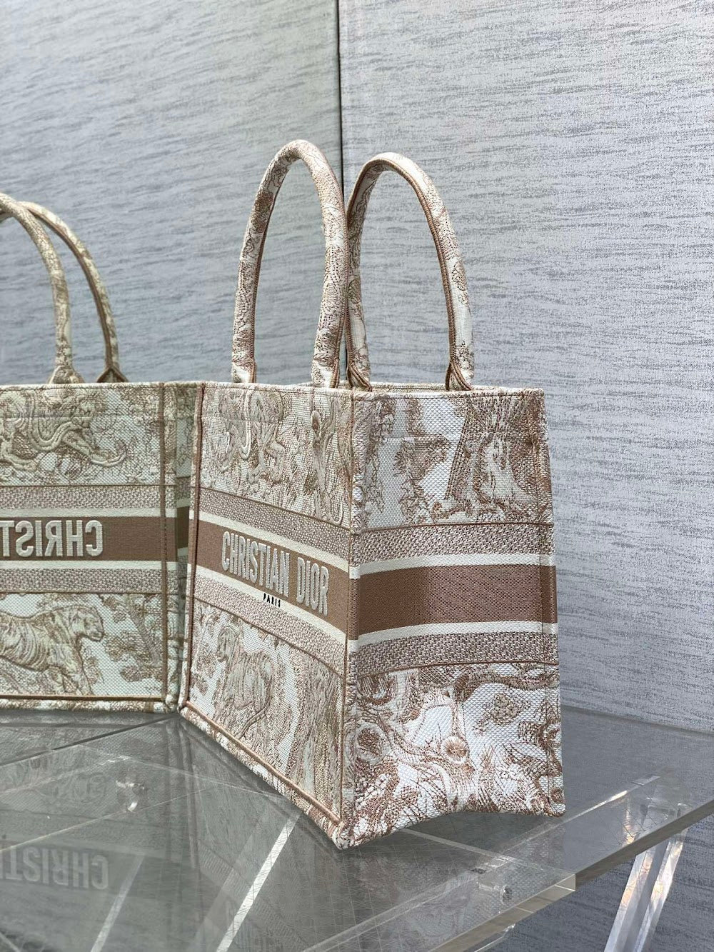 new-luxury-designer-bags-nm16466