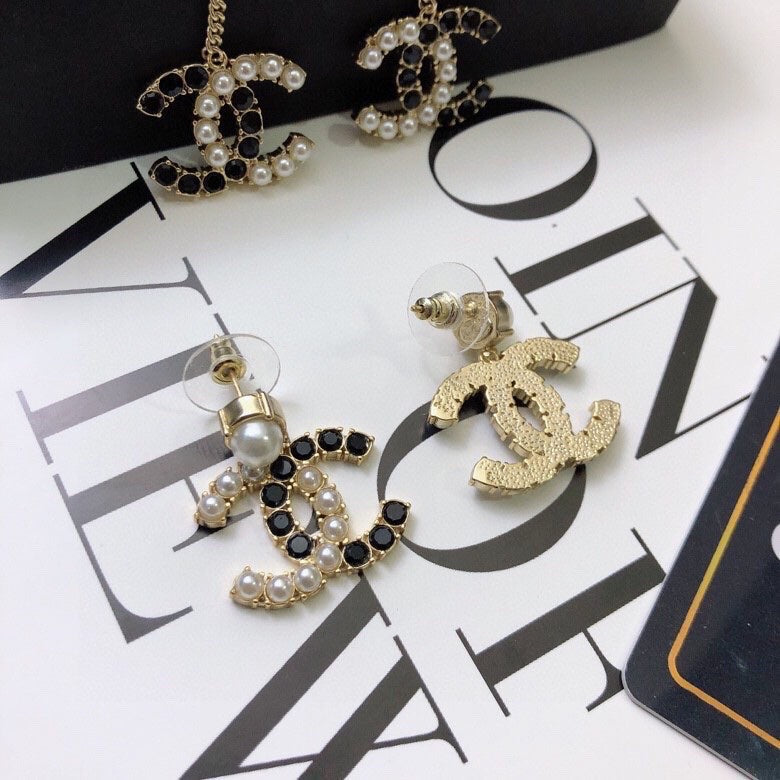 Anum Bags Earring CHL 016
