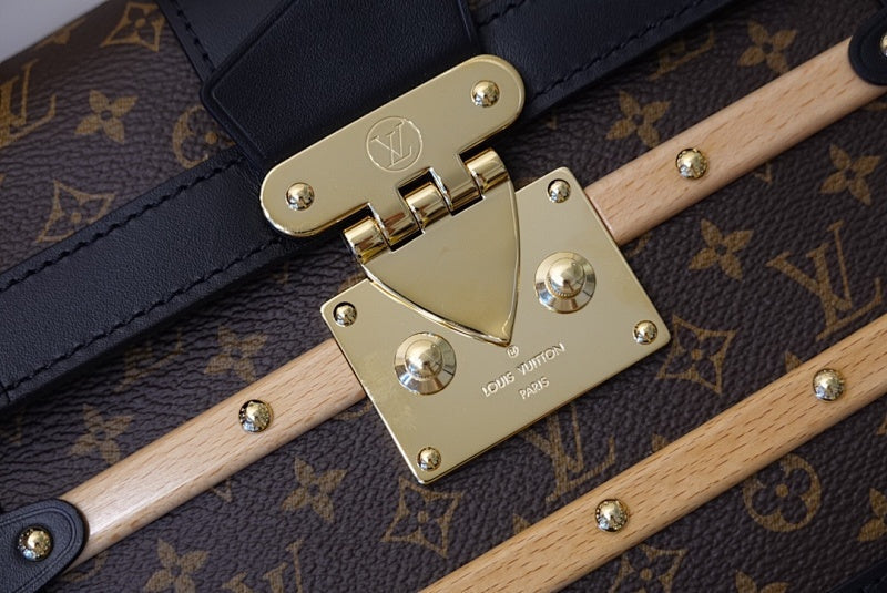 Anum Bags ln Luxury Bag --60200