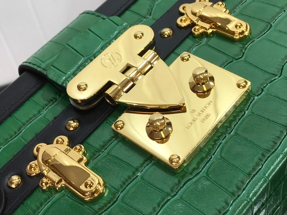 Anum Bags ln Luxury Bag --60024