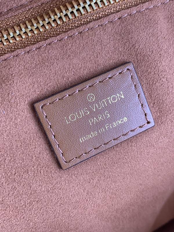 Anum Bags ln Luxury Bag --58976