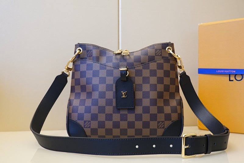Anum Bags ln Luxury Bag --60160