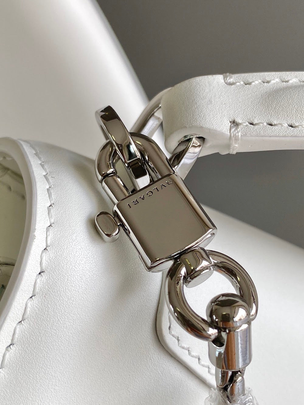 Ezyycart Bags Burberryn Luxury Bag --91912