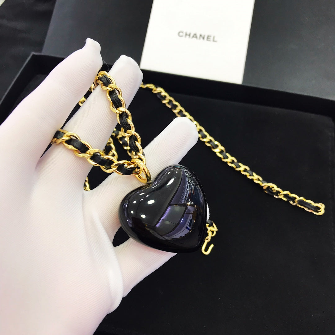 Anum Bags Necklace CHL052