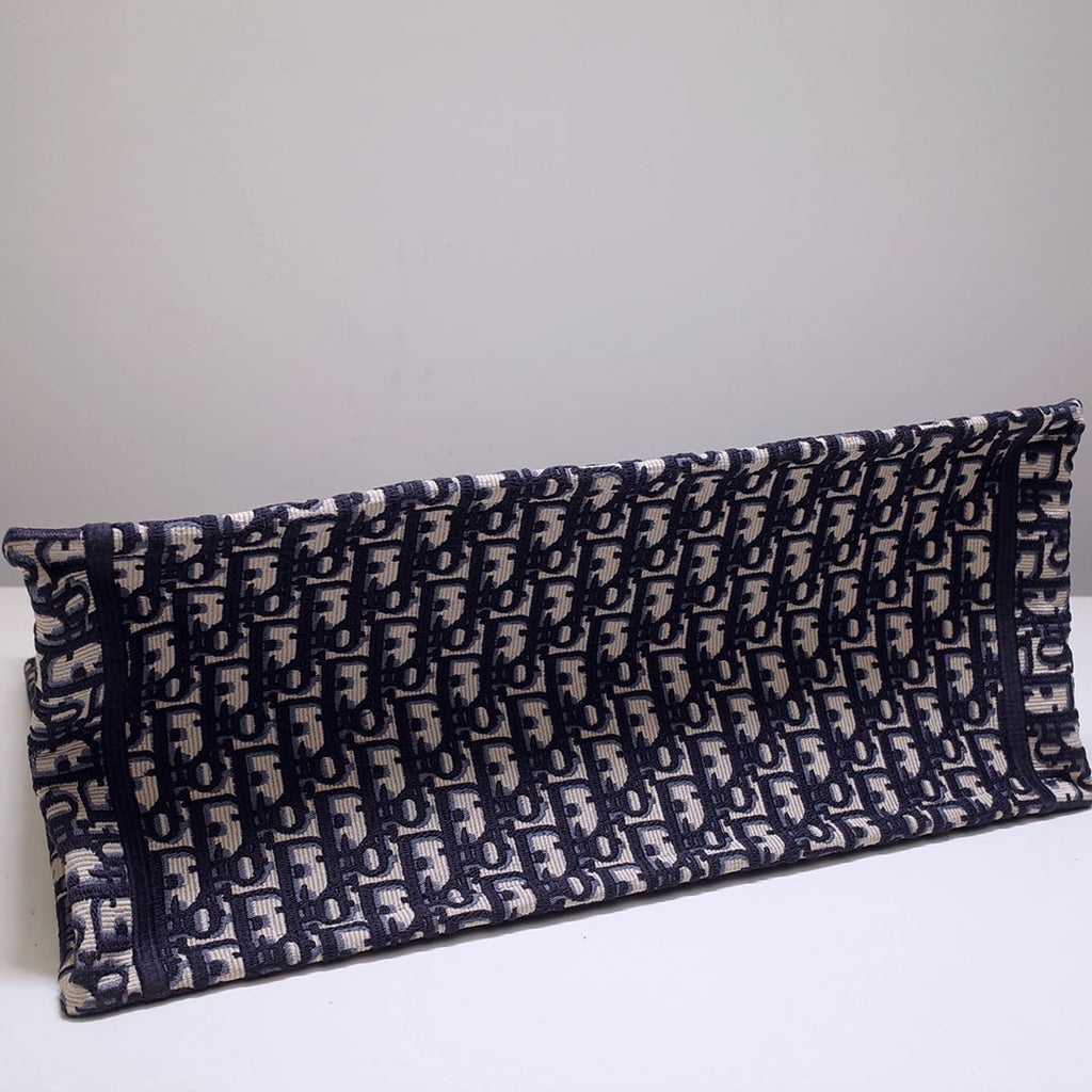Anum Bags DIR1286 Book Tote big size 36.5cm 41.5cm Oblique Embroidery blue