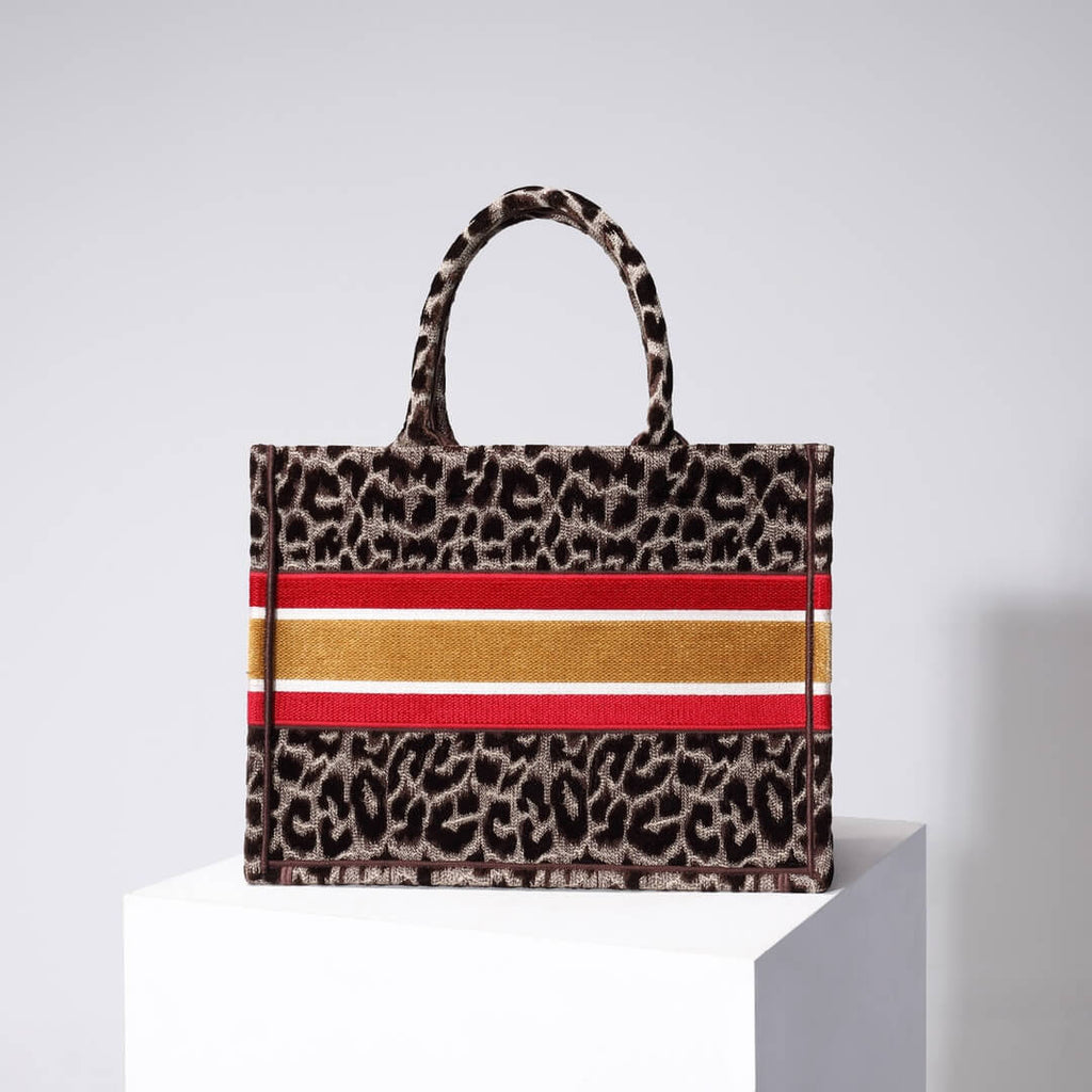 Ezyycart Bags DIR1286 Book Tote BIG size 41.5cm 36.5cm Embroidery LOGO red Handbag Beige Mizza