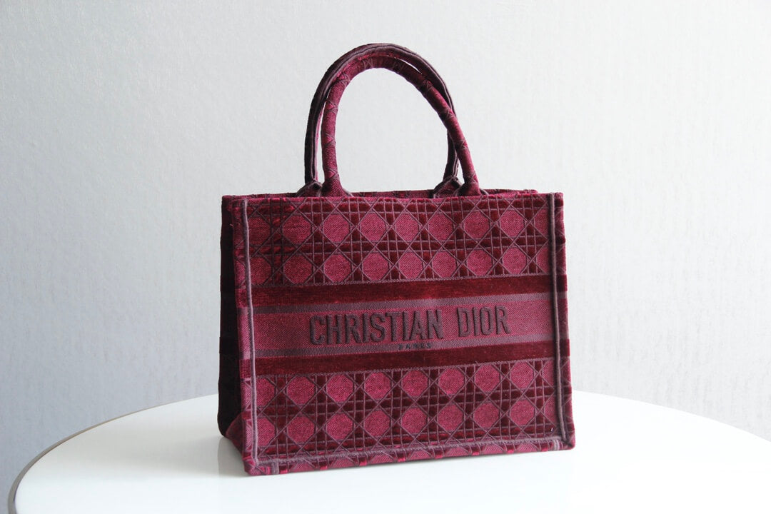 Ezyycart Bags DIR1286 Book Tote BIG size 41.5cm 36.5cm Embroidery LOGO red Handbag rose red