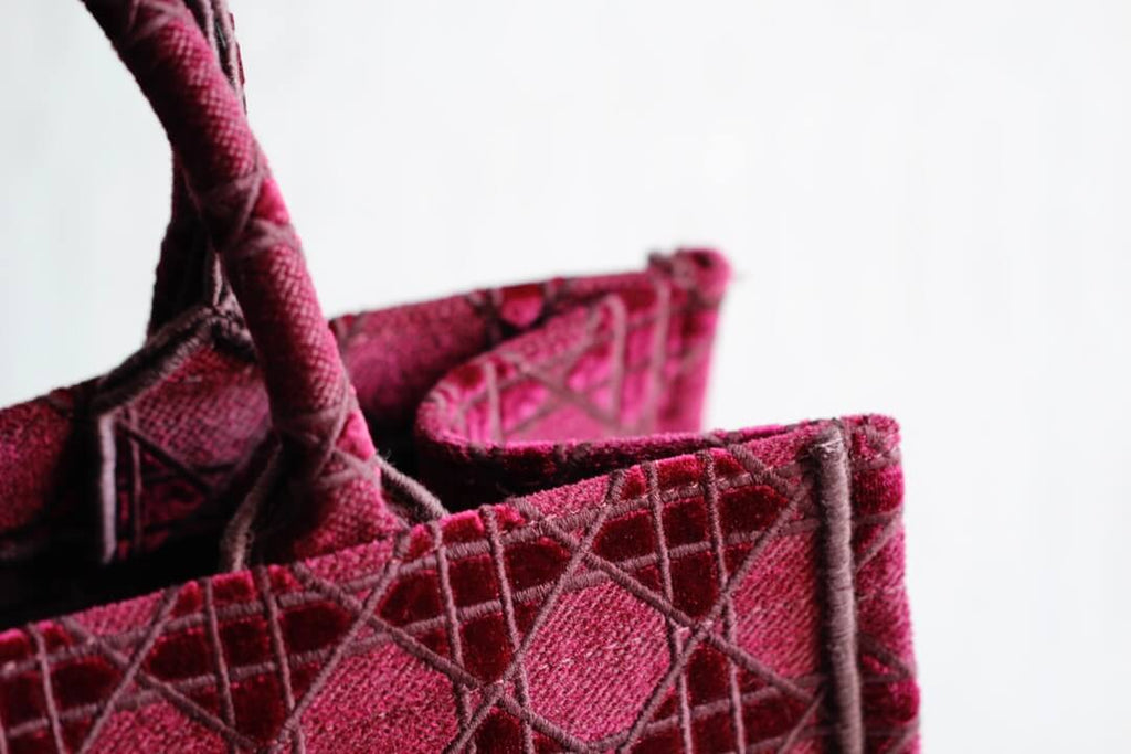 Ezyycart Bags DIR1286 Book Tote BIG size 41.5cm 36.5cm Embroidery LOGO red Handbag rose red