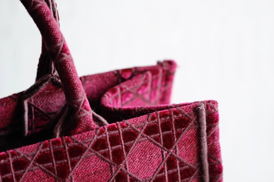 Ezyycart Bags DIR1286 Book Tote BIG size 41.5cm 36.5cm Embroidery LOGO red Handbag rose red