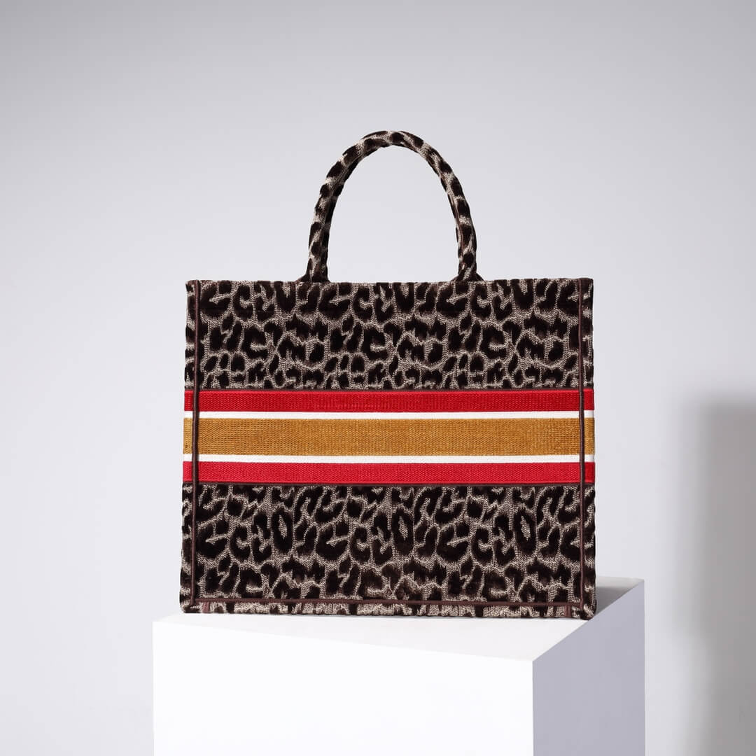 Ezyycart Bags DIR1286 Book Tote BIG size 41.5cm 36.5cm Embroidery LOGO red Handbag Beige Mizza