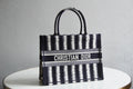 Ezyycart Bags DIR1286 Book bag Tote Embroidery 36.5cm 41.5cm Handbag black and white