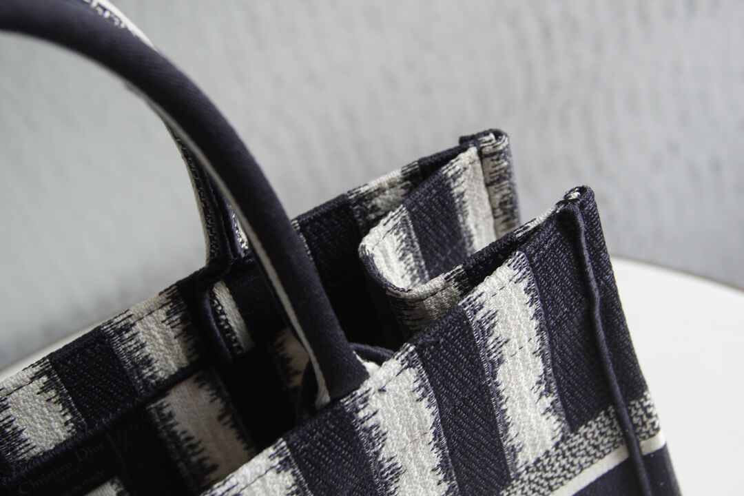Ezyycart Bags DIR1286 Book bag Tote Embroidery 36.5cm 41.5cm Handbag black and white