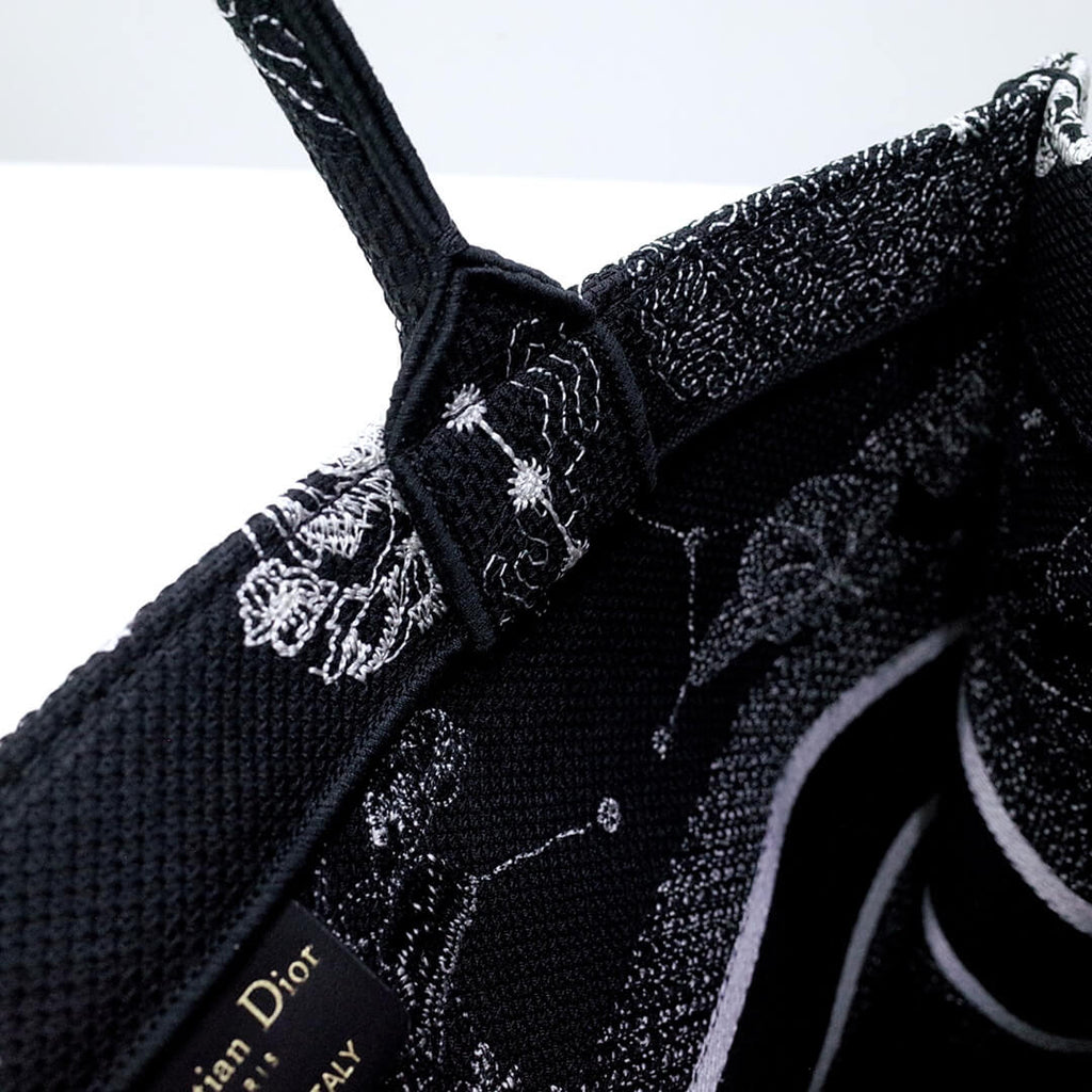 Ezyycart Bags DIR1286 Book Tote dragon black