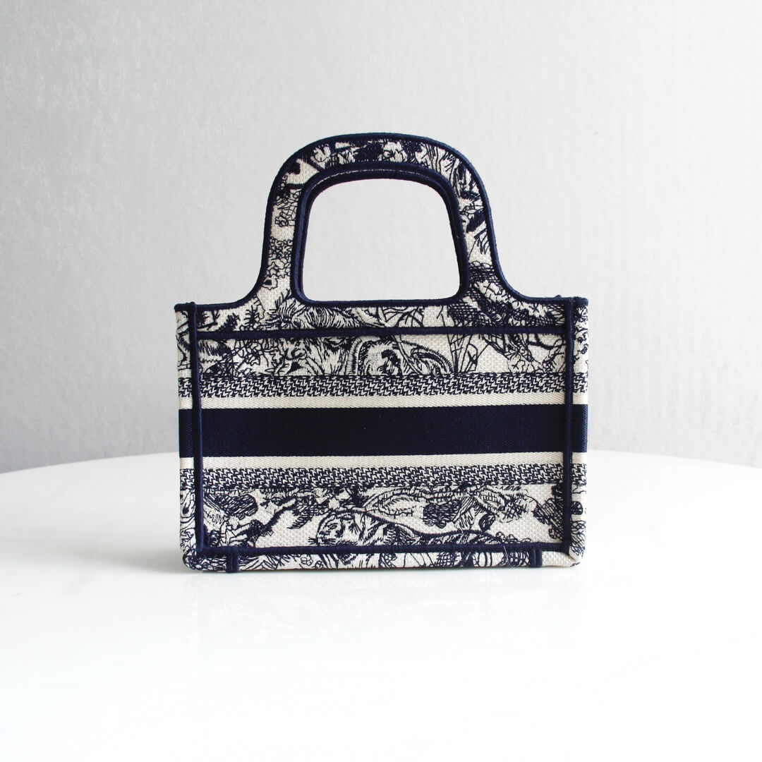 Ezyycart Bags DIR1286m Book Tote BIG Handbag Embroidery LOGO black mini 22.5cm