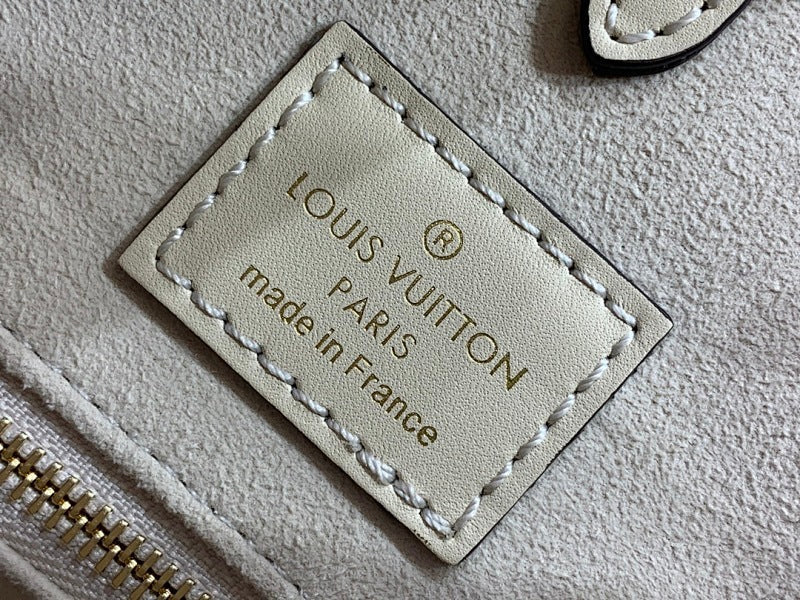 Anum Bags ln Luxury Bag --59486