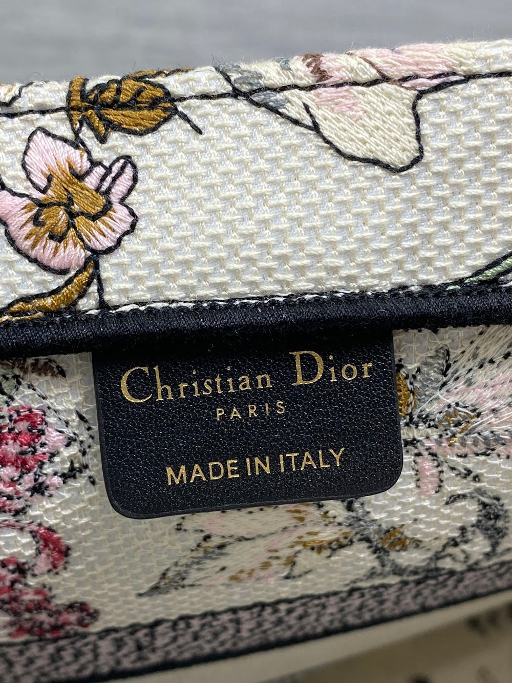 new-designer-premium-bags-nm16737