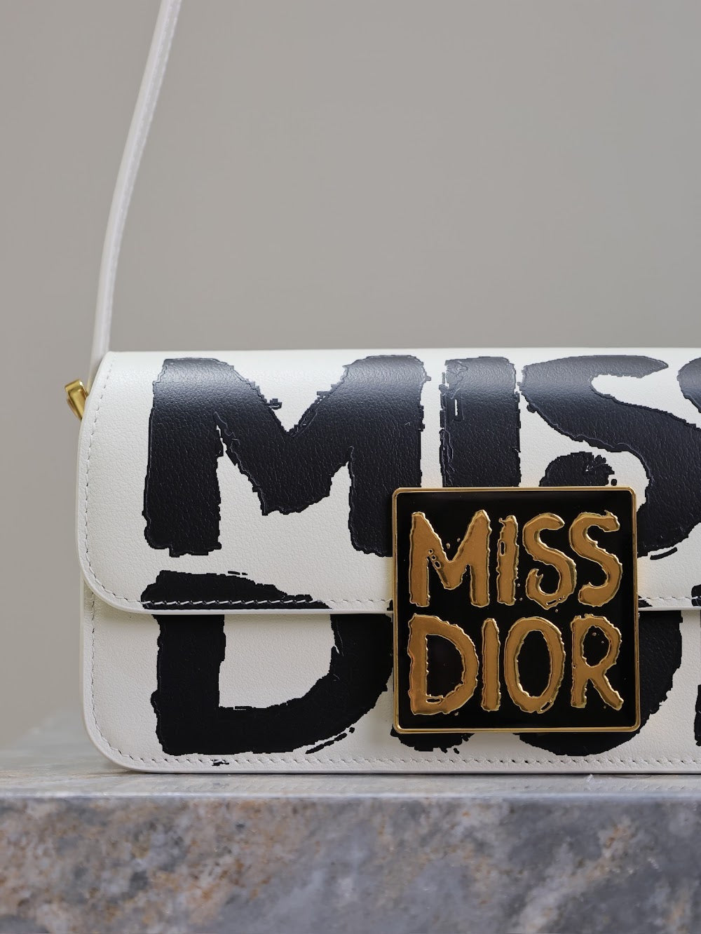 new-luxury-designer-bags-nm16115